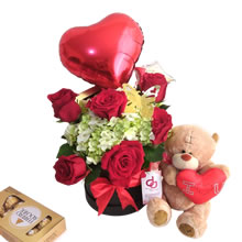 floral arrangements, florist, gifts with roses, red roses, roses and stuffed animals, rosatel, surprises Peru, surprises Lima, gift delivery in Lima, gifts in Lima, gift for women's day, gift delivery at home, stuffed animals, Valentine's Day, Mother's Day gifts